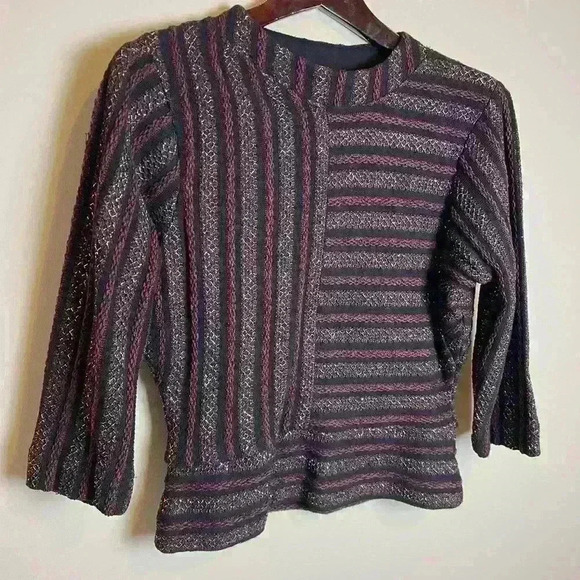 Akemi+Kin Celeste Metallic Burgundy Sweater Top - Picture 4 of 10